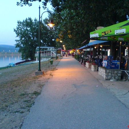 Apartmani Novak - Srebrno Jezero Veliko Gradište Buitenkant foto